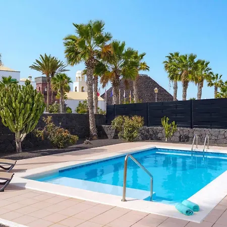 Villa Seasol 1 By Playa Blanca